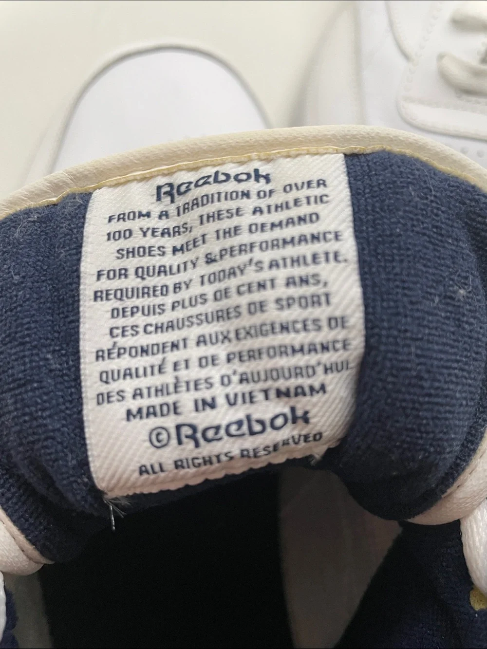 Reebok White Sneakers with Navy Accent Low-Top sz 14 men’s